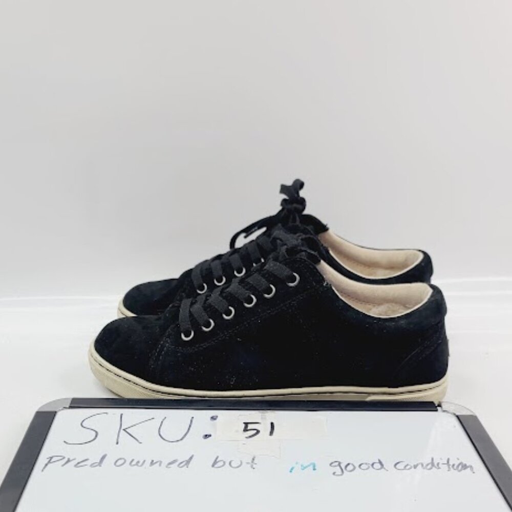 UGG Women's Black Tomi Suede Lace Up Low Top Athletic Sneaker Size 7 - Picture 8 of 8